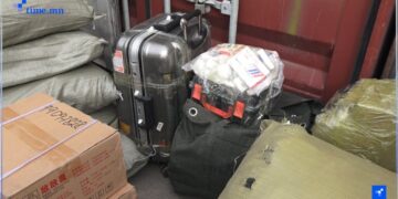 Эрээнээс Монгол руу ачаа авч гарахыг бүрэн хоригложээ