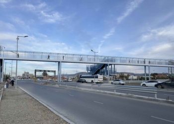 Таван шарын нүхэн гарц орчимд 90 метр урттай явган хүний гүүрэн гарц барина